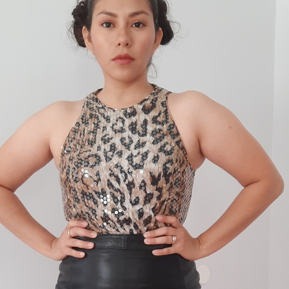 Vintage cheetah print sequence top - Picture 10 of 10